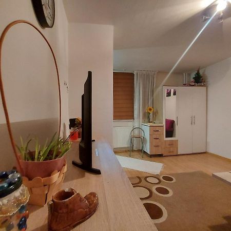 Ferienwohnung Ada Apartman Sarajevo Exterior foto