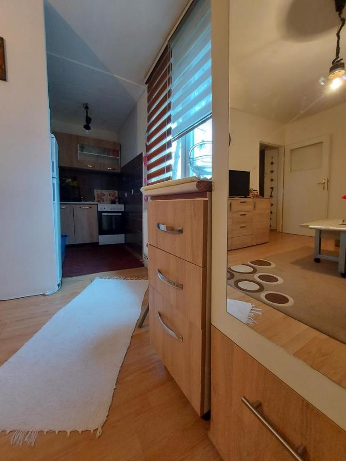 Ferienwohnung Ada Apartman Sarajevo Exterior foto
