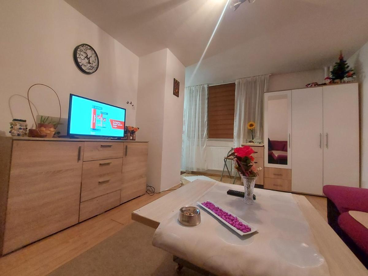 Ferienwohnung Ada Apartman Sarajevo Exterior foto